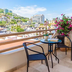 https://tres-marias-luxury-suites-adults-only.hotelspuertovallarta.org